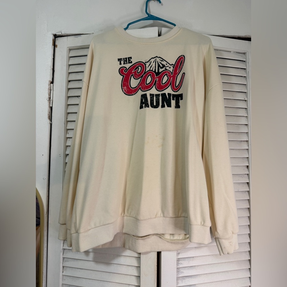 Cream 'The Cool Aunt' Sweatshirt